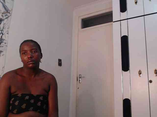 CurvyJ255 webcam