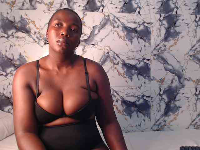 CurvyJ255 webcam