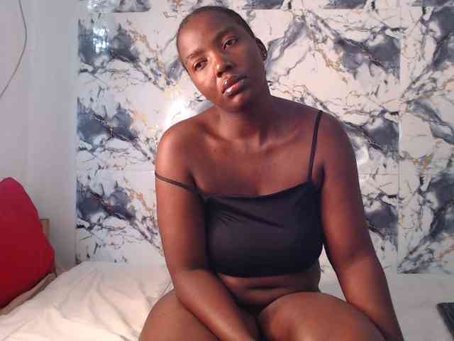 CurvyJ255