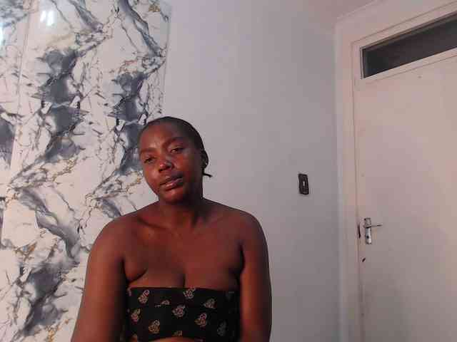 CurvyJ255 webcam