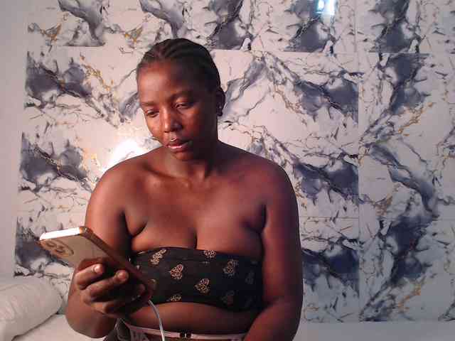 CurvyJ255 webcam