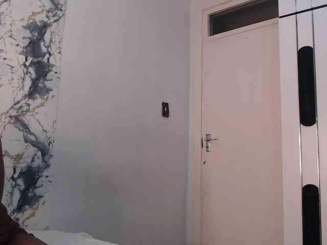 CurvyJ255 webcam