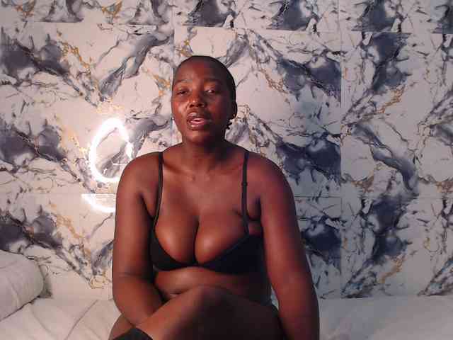 CurvyJ255 webcam
