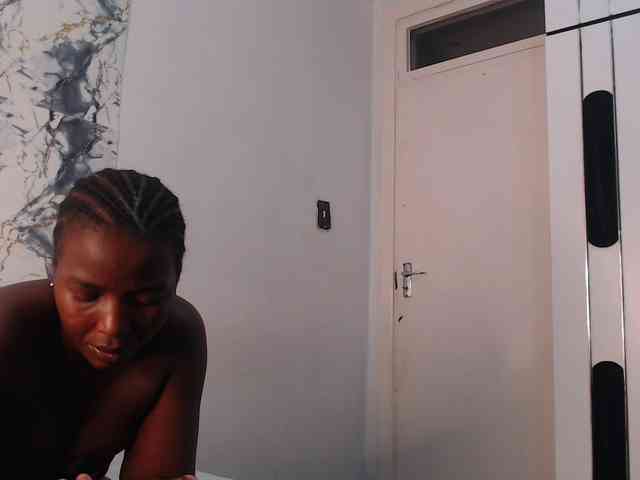 CurvyJ255 webcam