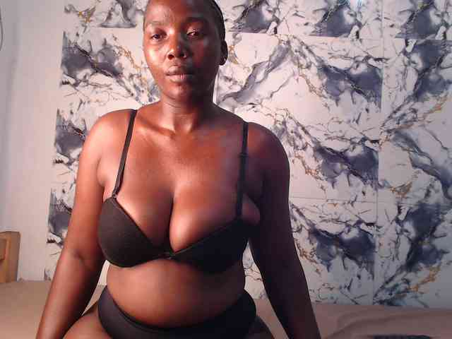 CurvyJ255 webcam