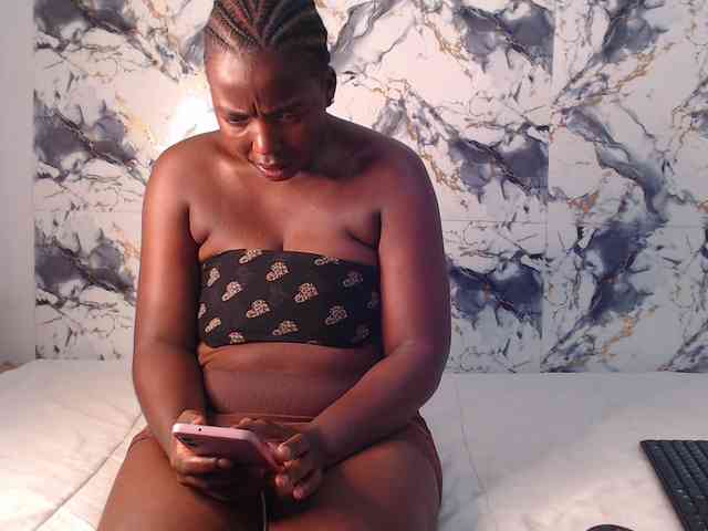 CurvyJ255 webcam