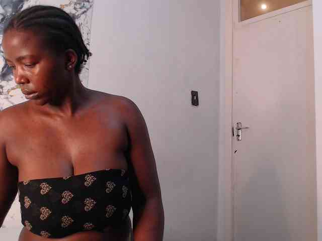 CurvyJ255 webcam