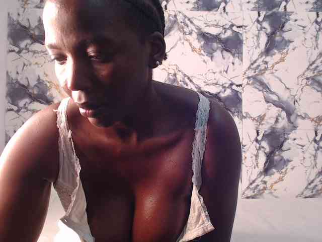 CurvyJ255 webcam