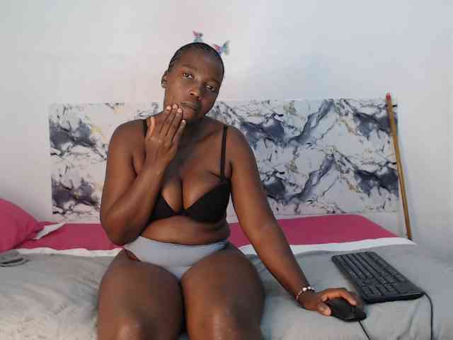 CurvyJ255 webcam