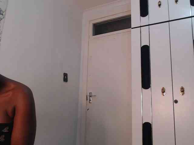 CurvyJ255 webcam