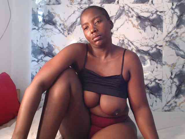 CurvyJ255