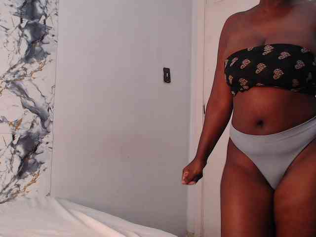 CurvyJ255