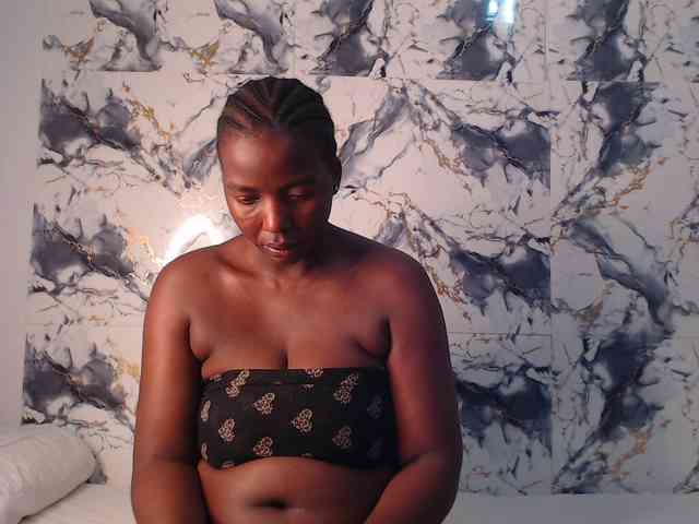 CurvyJ255 webcam