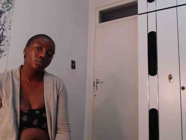 CurvyJ255 webcam