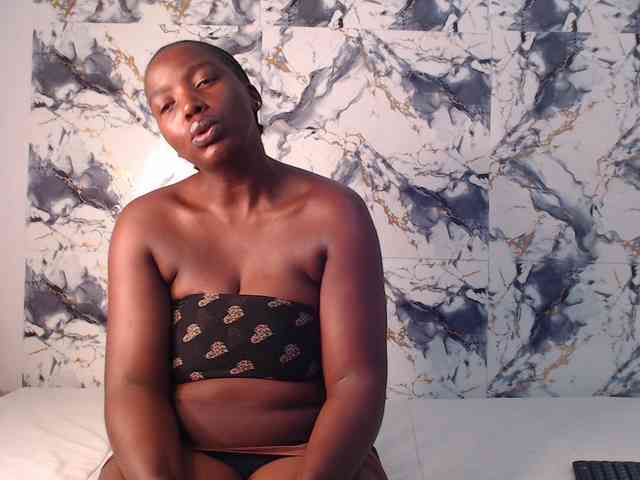 CurvyJ255 webcam