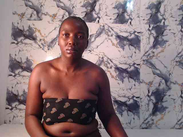 CurvyJ255