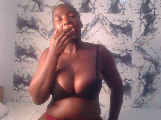 CurvyJ255 CurvyJ255