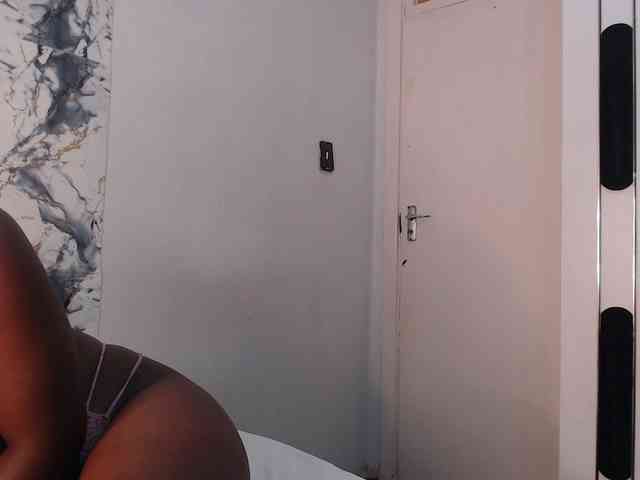 CurvyJ255 webcam
