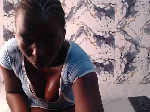 CurvyJ255 webcam
