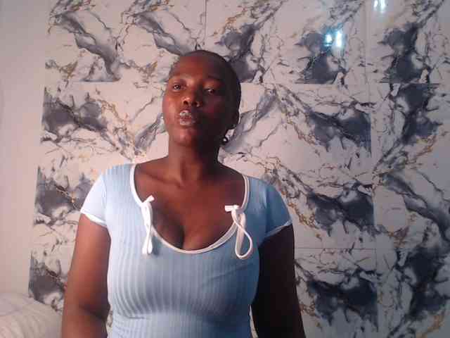 CurvyJ255 webcam