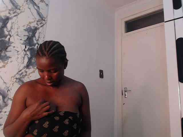 CurvyJ255 - Girl 