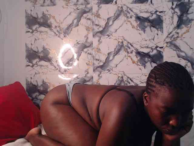 CurvyJ255