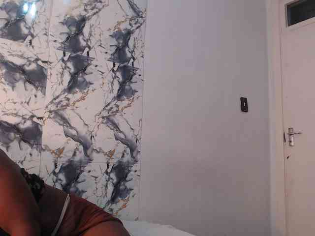 CurvyJ255 webcam