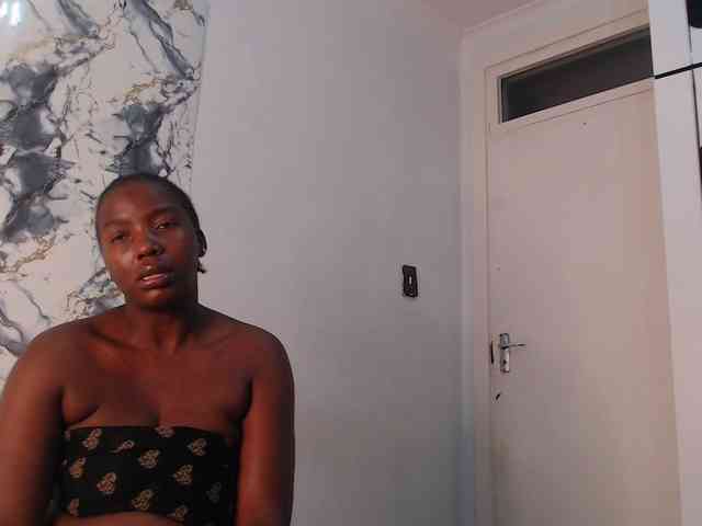 CurvyJ255 webcam