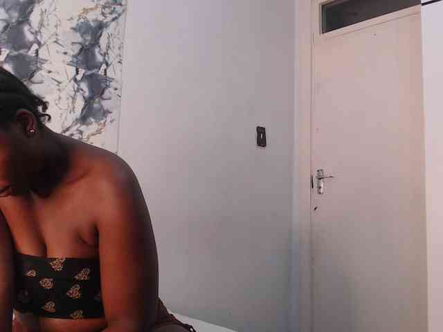 CurvyJ255 webcam