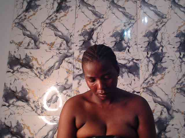 CurvyJ255