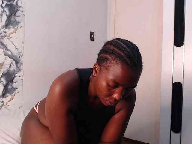 CurvyJ255 webcam