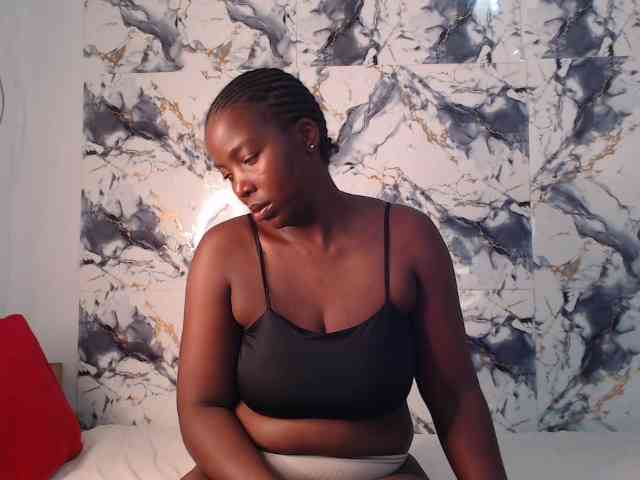 CurvyJ255