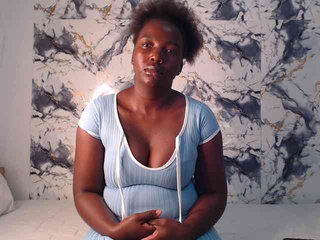 CurvyJ255