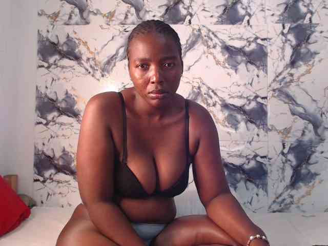 CurvyJ255