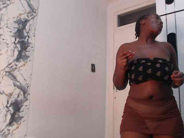 CurvyJ255