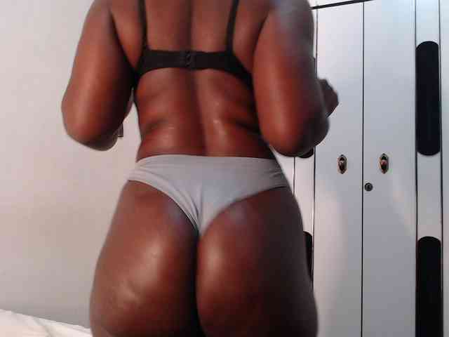 CurvyJ255
