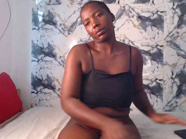 CurvyJ255