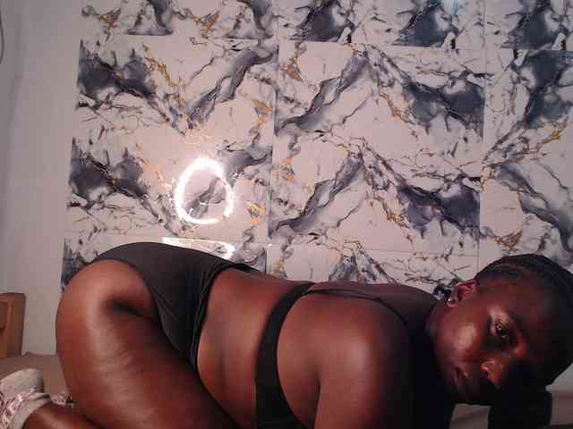 CurvyJ255 CurvyJ255