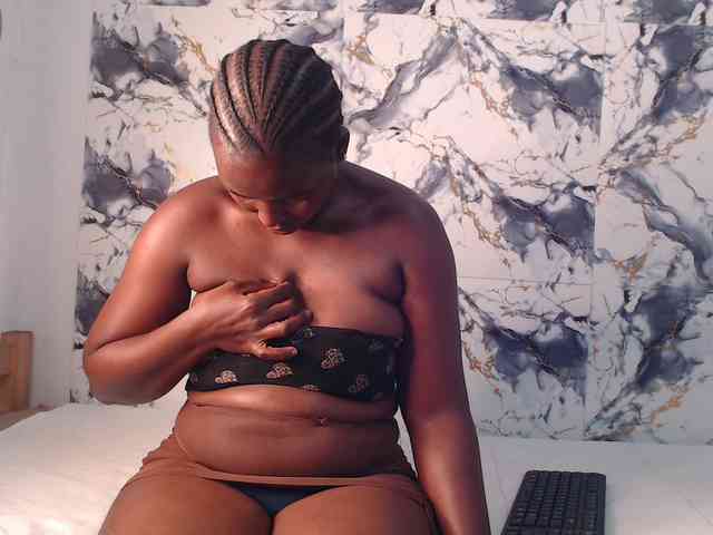 CurvyJ255 webcam