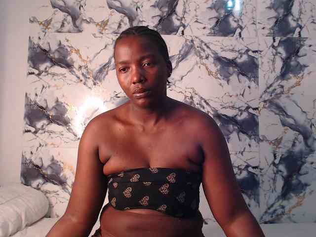 CurvyJ255