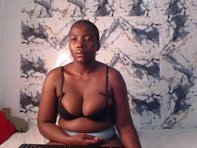 CurvyJ255