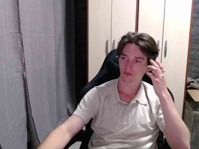 Arthur--king Sex Cam Show