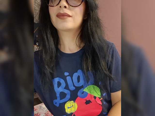 TessUK live webcam show