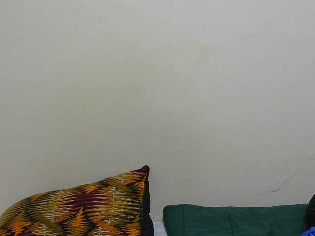 Arriana live cam on BongaCams