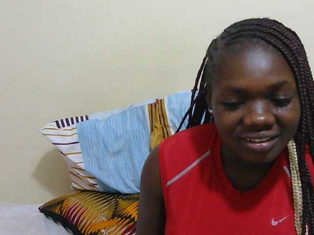 Arriana live cam on BongaCams