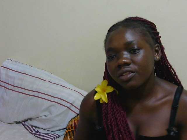 Arriana live cam on BongaCams