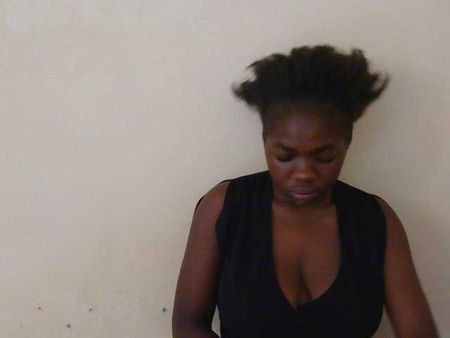 Arriana live cam on BongaCams