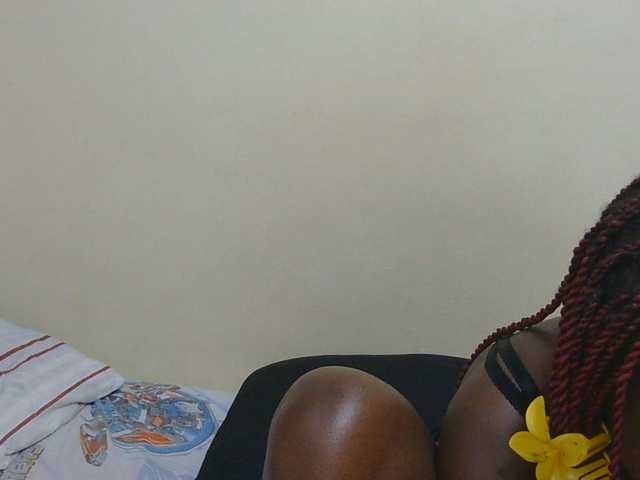 Arriana live cam on BongaCams