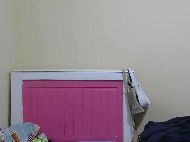 Arriana live cam on BongaCams
