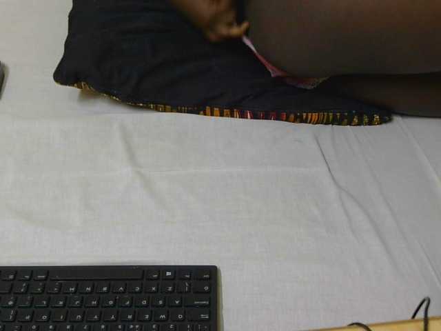 Arriana live cam on BongaCams